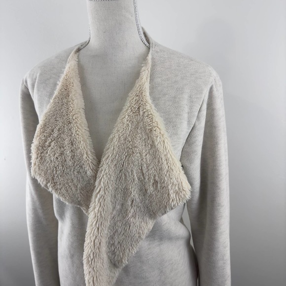 UGG Adriana Shawl Cardigan - Picture 8 of 13